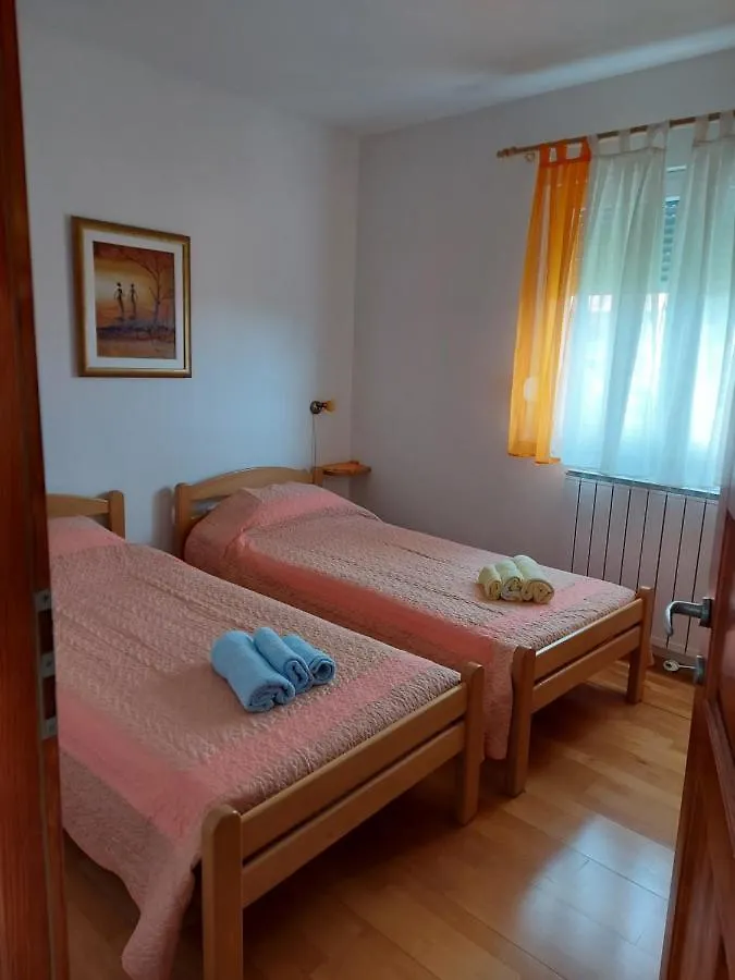 Mario1 Apartment Fazana 0*,  Croatia